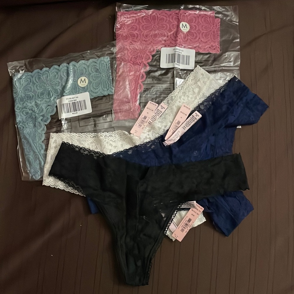 NWT Set of 5 new lace panties (Victoria’s Secret & Hollister)